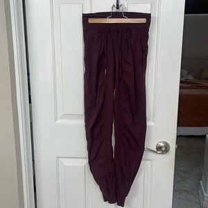 Lululemon dance studio jogger